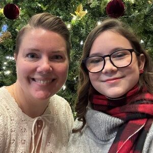 Meet your Posher, Casie